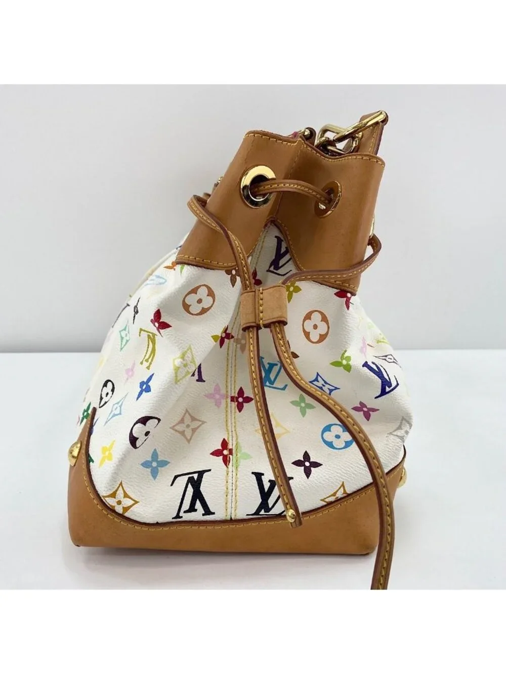 Louis Vuitton Handbag Ursula